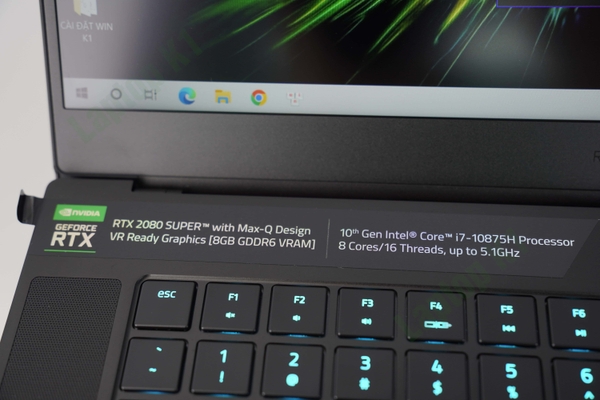 Razer Blade 15 Advanced (2020) RZ09-03305 - Core i7 10875H RTX2080 Supper 15.6inch FHD 300Hz