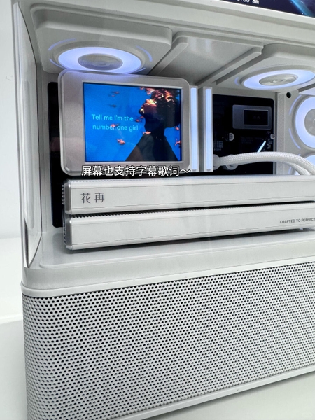 Loa Bluetooth Edifier NEW CYBER – Thiết Kế Cyberpunk, Màn Hình Hiển Thị, Âm Trầm Mạnh Mẽ