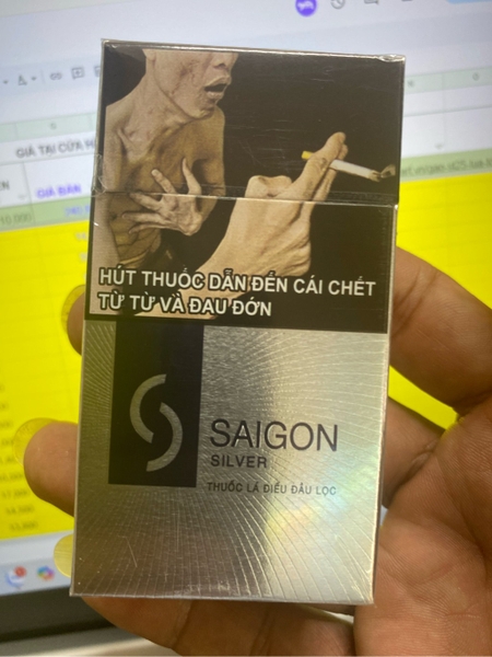 Thuốc lá Sài gòn bạc