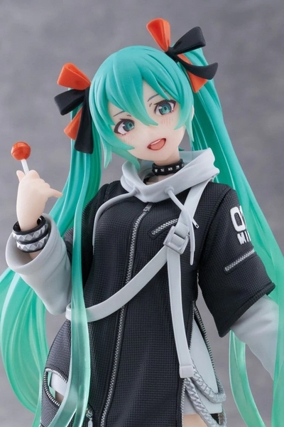 Mô hình Anime Hatsune Miku - Vocaloid - Hatsune Miku Fashion Series - Punk (Taito) Chính Hãng