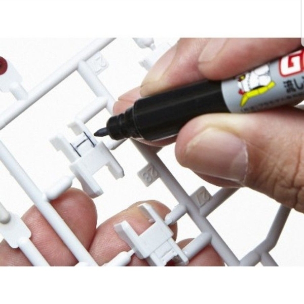 Bút kẻ lằn chìm kẻ line bút chấm chảy Mr. Hobby Gundam Marker GM301 GM302 GM303 Của MR Hobby