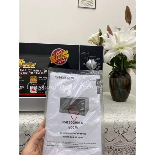 Lò vi sóng có nướng Sharp R-G302VN-S - Dung tích 23 lít - Công suất 1800W - Hàng chính hãng bảo hành 12 tháng