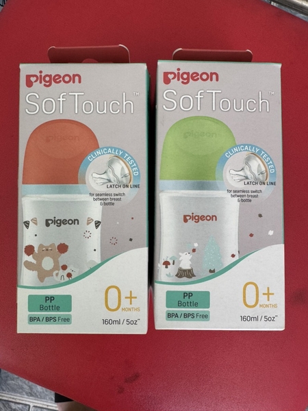 Bình Pigeon plus hoạ tiết 160ml