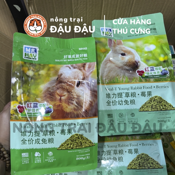 Cỏ Nén Cho Thỏ Mr.Hay Bổ Sung Quả Mọng 800g