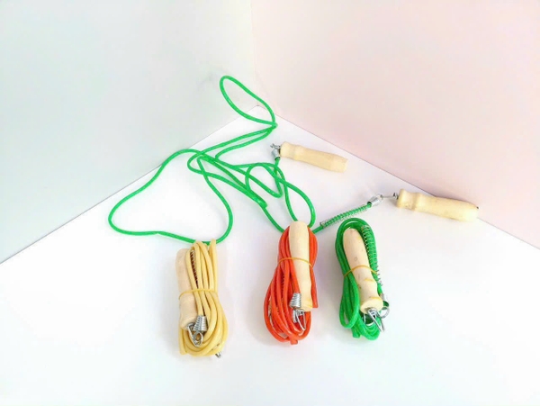 Dây Nhảy Lò Xo Tay Cầm Hàng Xịn, Túi Đẹp (10 Dây/Túi) (50 Túi/Thùng)