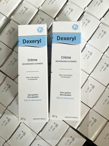 Kem dưỡng da, trị nẻ chàm Dexeryl 50g (0M+)