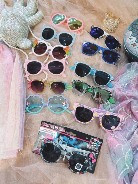 Kính râm chống nắng H&M cho bé trai, bé gái nhiều mẫu 2023