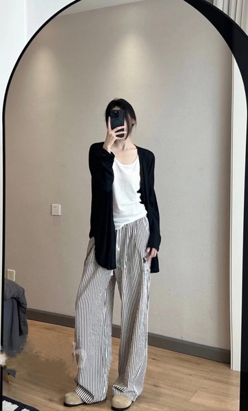 Áo phông cộc tay cổ V Ralp Lauren