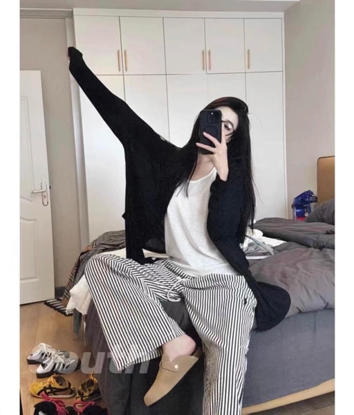 Áo phông cộc tay cổ V Ralp Lauren