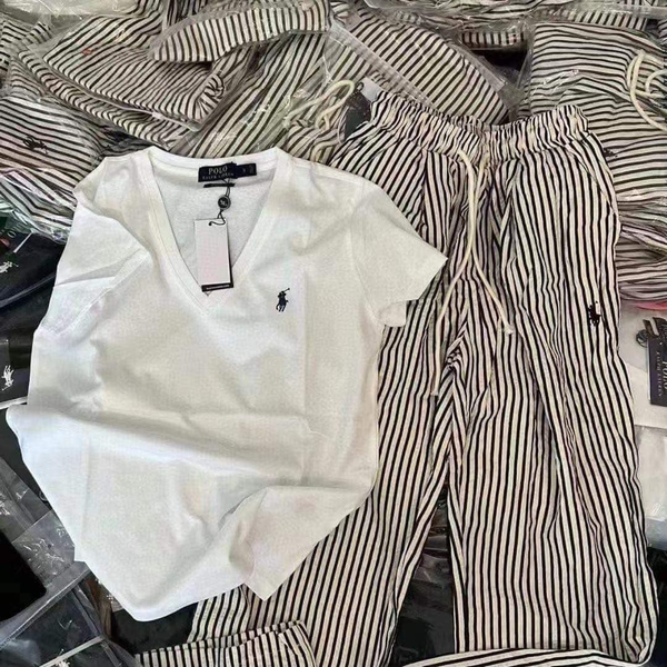 Áo phông cộc tay cổ V Ralp Lauren