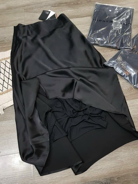 Chân váy lụa màu ĐEN Tommy Hilfiger