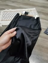 Chân váy lụa màu ĐEN Tommy Hilfiger