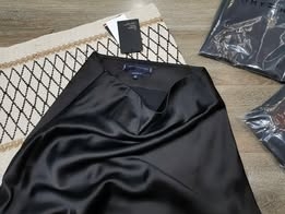 Chân váy lụa màu ĐEN Tommy Hilfiger