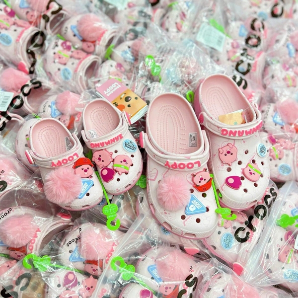 Dép sục Crocs Loopy hồng size mẹ&bé