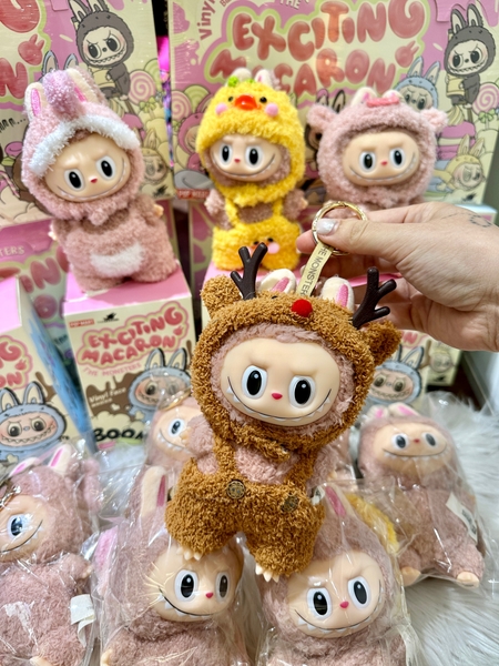 Móc khoá Labubu size 17cm kèm quần áo 5 mẫu