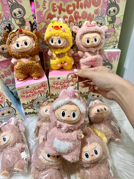 Móc khoá Labubu size 17cm kèm quần áo 5 mẫu