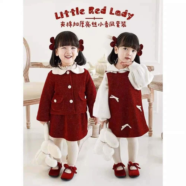 Váy sát nách nhung đỏ dáng suông hoạ tiết nơ trắng