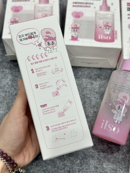 Tinh Chất Ủ Mụn ILSO Đầu Đen, Mụn Cám 150ml kèm 40m cotton pad 2 màu xanh, hồng