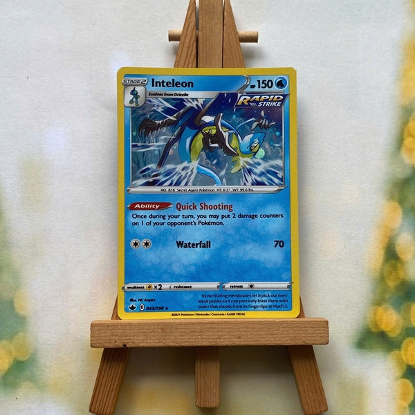 Thẻ hình Pokemon Inteleon 043/198 - Lá bài lẻ SWSH06: Chilling Reign Holo Rare Cosmos Holo tiếng Anh chính hãng