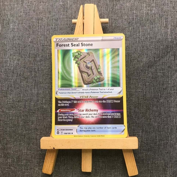 Thẻ hình Pokemon Forest Seal Stone 156/195 - Lá bài Sword & Shield: Silver Tempest Holo Rare tiếng Anh chính hãng ảnh 2