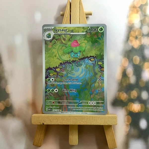 Thẻ hình Pokemon Ivysaur 167/165 - Lá bài lẻ Scarlet & Violet 151 Illustration Rare tiếng Anh chính hãng ảnh 2