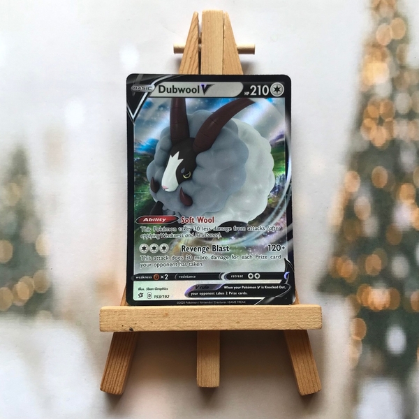 Thẻ hình Pokemon Dubwool V 153/192 - Lá bài lẻ Rebel Clash Ultra Rare tiếng Anh chính hãng