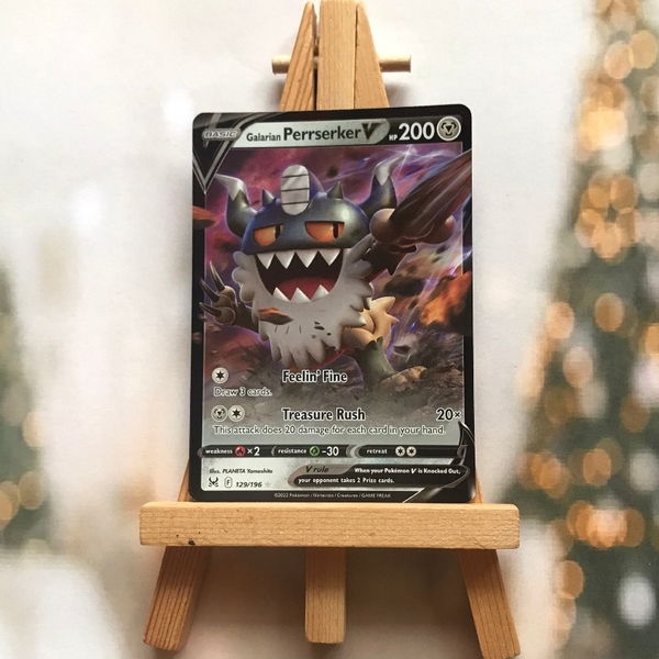 Thẻ hình Pokemon Galarian Perrserker V 129/196 - Lá bài Lost Origin Ultra Rare tiếng Anh chính hãng ảnh 2