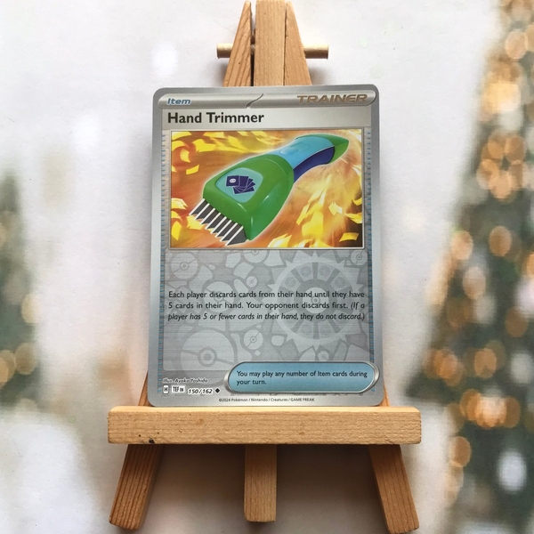 Thẻ hình Pokemon Hand Trimmer 150/162 - Lá bài lẻ Temporal Forces Uncommon Reverse Holo tiếng Anh chính hãng ảnh 5