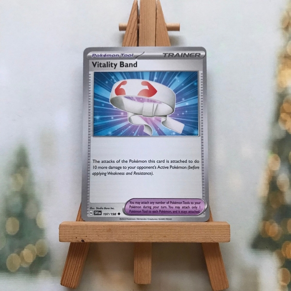 Thẻ hình Pokemon Vitality Band 197/198 - Lá bài Scarlet & Violet Base Set Uncommon Reverse Holo tiếng Anh chính hãng ảnh 5