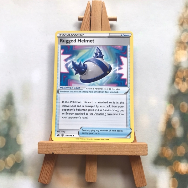 Thẻ hình Pokemon Rugged Helmet 152/198 - Lá bài lẻ Chilling Reign Uncommon Reverse Holo tiếng Anh chính hãng