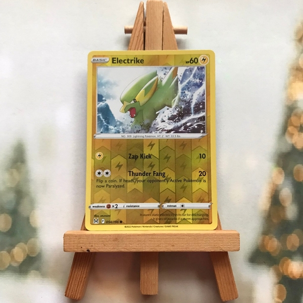 Thẻ hình Pokemon Electrike 054/196 - Lá bài lẻ Sword & Shield: Lost Origin Reverse Holo tiếng Anh chính hãng ảnh 2