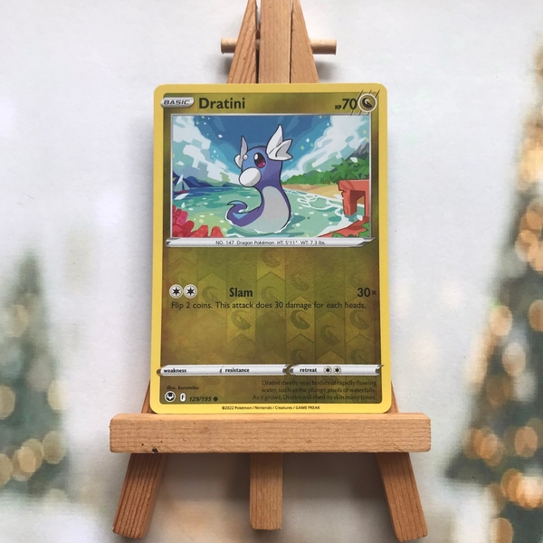 Thẻ hình Pokemon Dratini 129/195 - Lá bài lẻ Sword & Shield: Silver Tempest Common Reverse Holo tiếng Anh chính hãng