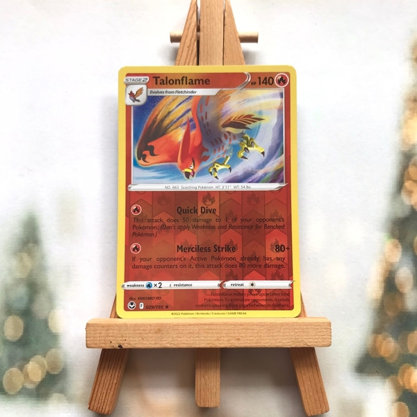 Thẻ hình Pokemon Talonflame 029/195 - Lá bài lẻ Sword & Shield: Silver Tempest Rare Reverse Holo tiếng Anh chính hãng