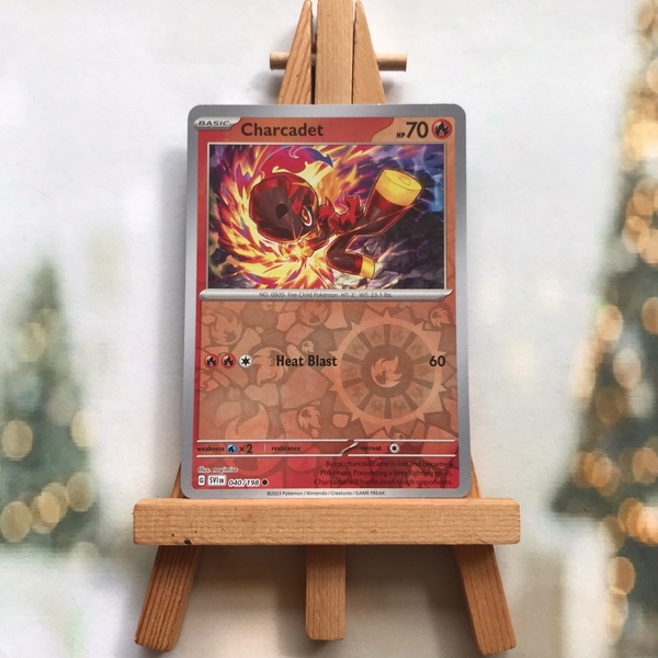 Thẻ hình Pokemon Charcadet 040/198 - Lá bài lẻ Scarlet & Violet Base Set Common Reverse Holo tiếng Anh chính hãng