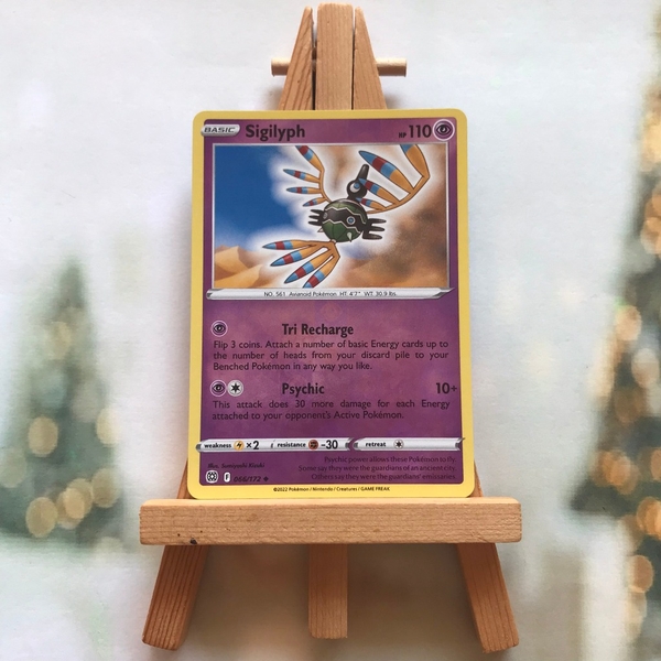 Thẻ hình Pokemon Sigilyph 066/172 - Lá bài Sword & Shield: Brilliant Stars Uncommon Reverse Holo tiếng Anh chính hãng ảnh 2