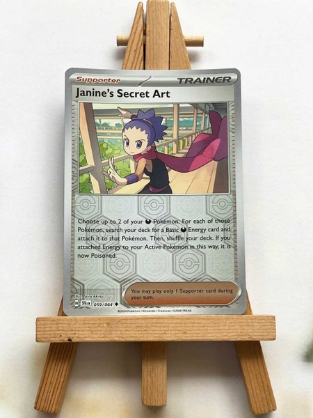 Thẻ hình Pokemon Janine's Secret Art 059/064 - Lá bài lẻ Shrouded Fable Uncommon Reverse Holo tiếng Anh ảnh 2