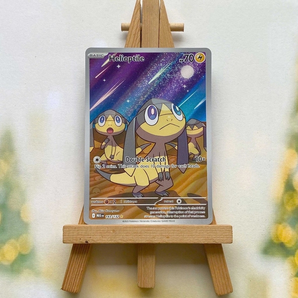Thẻ hình Pokemon Helioptile 143/132 - Lá bài lẻ Mega Evolution Illustration Rare tiếng Anh chính hãng