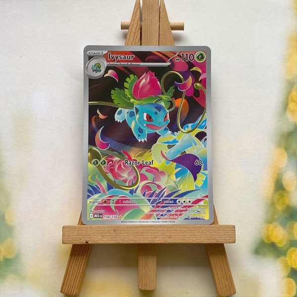 Thẻ hình Pokemon Ivysaur 134/132 - Lá bài lẻ Mega Evolution Illustration Rare tiếng Anh chính hãng