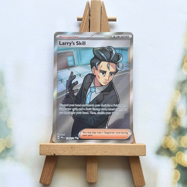 Thẻ hình Pokemon Larry's Skill 139/131 - Lá bài lẻ Prismatic Evolutions Full Art Secret Rare tiếng Anh chính hãng