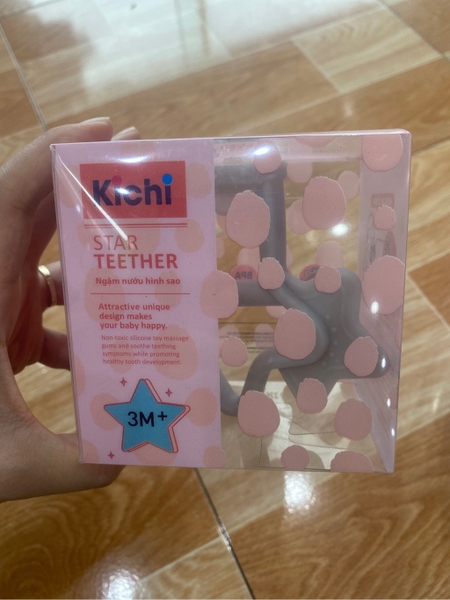 Gặm nướu Kichilachi hình ngôi sao có quai cầm (>3 tháng tuổi)