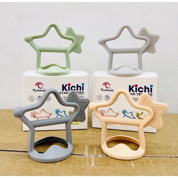 Gặm nướu Kichilachi hình ngôi sao có quai cầm (>3 tháng tuổi)