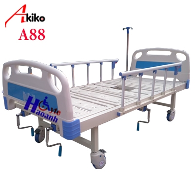 Giường y tế 3 tay quay Akiko A88 có bô vệ sinh