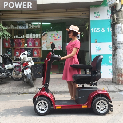 Xe lăn điện 4 bánh Power cho người già, người khuyết tật