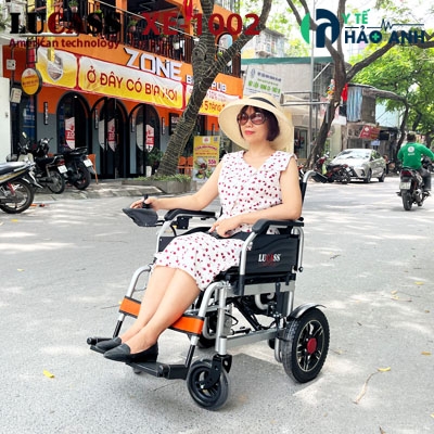 Xe lăn điện Lucass XE-1002 nhỏ gọn Xe lăn điện Lucass Xe-1002 cho người già, người khuyết tật