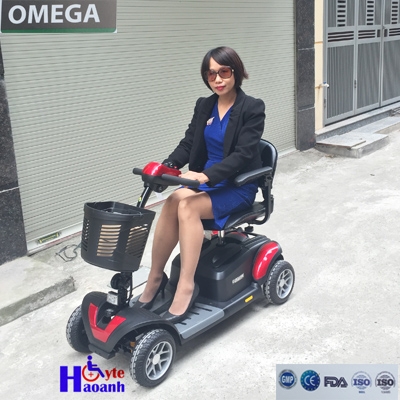 Xe lăn điện 4 bánh Omega cho người già, người khuyết tật