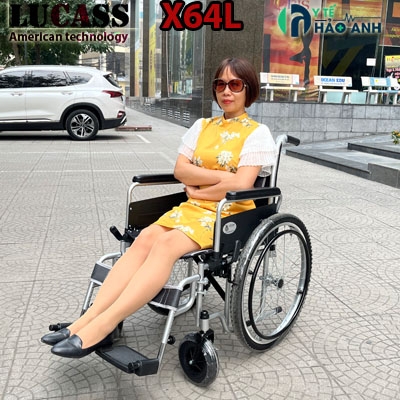 Xe lăn bánh hơi Lucass X64L