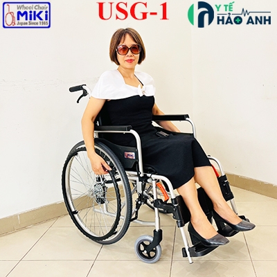 Xe lăn Miki Nhật Bản USG-1 khung hợp kim nhôm, đệm da Xe lăn Miki Nhật Bản USG-1