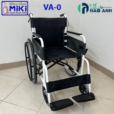 Xe lăn Miki Nhật Bản VA-0 cải tiến, có phanh tay và chỗ cắm cọc truyền dịch