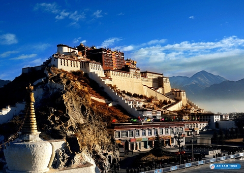 Cung điện Potala - Thủ phủ Phật Giáo linh thiêng và uy nghi 