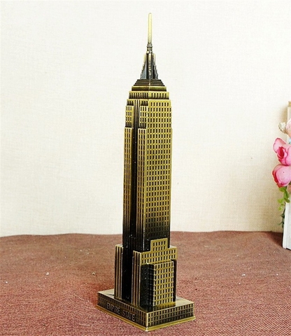 Mô hình tòa nhà Empire State cao 22 cm